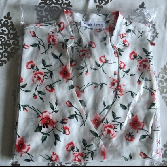 Triple Seven Floral Tie Front Button Down Sleeveless Top Size Med… - Picture 8 of 9